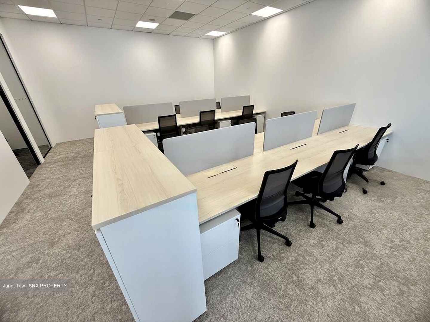 PS100 (D2), Office #570490761